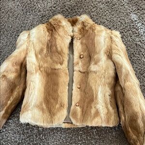 Chic Faux Fur Jacket in Tan